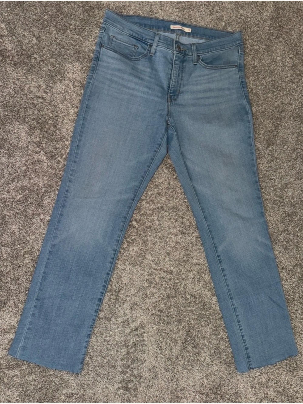 Levi's Women's Light Blue Shaping Straight Leg Jeans